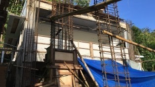 Pemasangan tiang